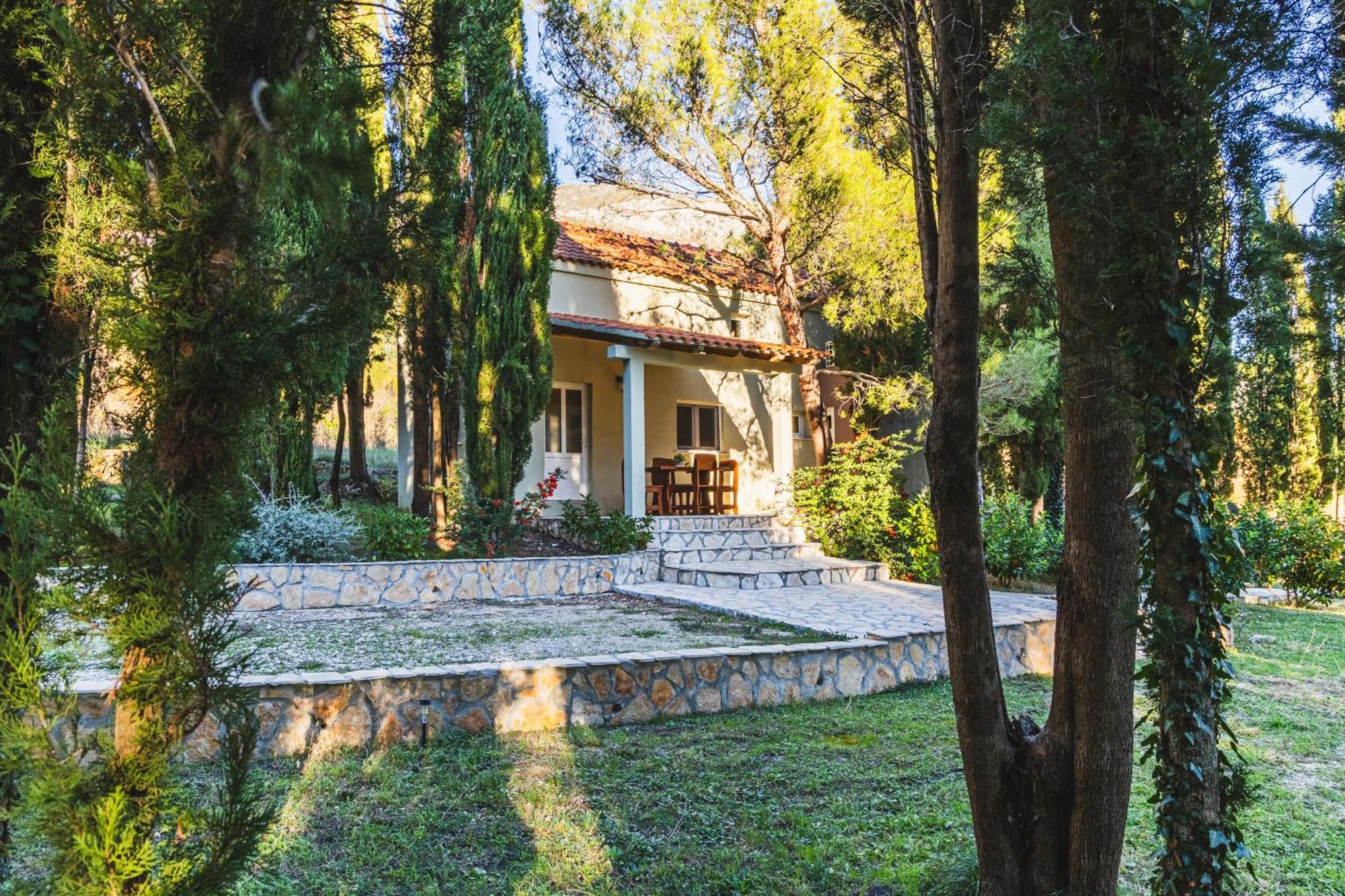 Country House Uros In Nature With Pool Lovorno المظهر الخارجي الصورة