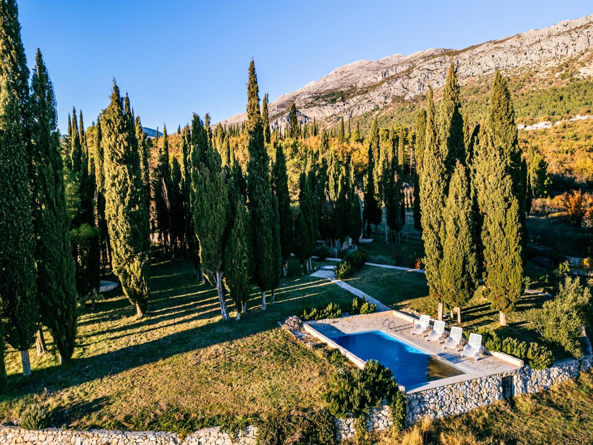 Country House Uros In Nature With Pool Lovorno المظهر الخارجي الصورة